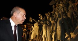 Cumhurbaşkanı Erdoğan, 15 Temmuz Şehitler Abidesi’ni Ziyaret Etti
