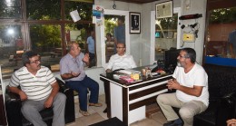 Demirtaş, Muhtarlar ve Vatandaşlar ile Bir Araya Gelip, Taksici Esnafı Ziyaret Etti