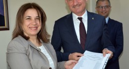Fikret Yeni Mazbatasını Aldı