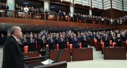 Cumhurbaşkanı Erdoğan, TBMM Genel Kurulu’nda yemin ederek göreve başladı