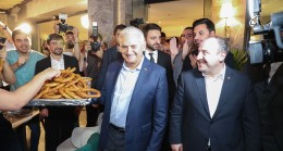 BAKAN VARANK’A SİMİTLİ SÜPRİZ