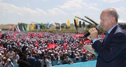 ERDOĞAN, “SURİYE SINIRLARIMIZI TERÖRİSTLERDEN TEMİZLEME KONUSUNDA KARARLIYIZ”
