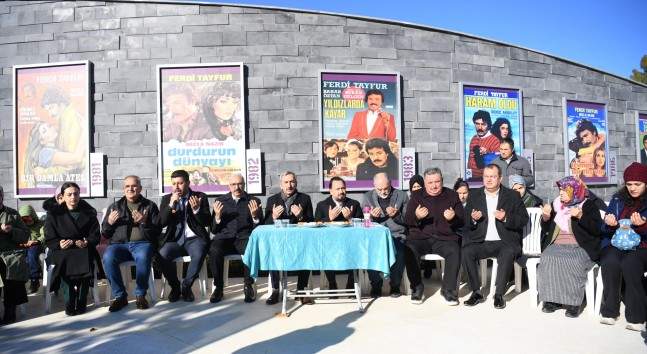 “FERDİ TAYFUR TÜRK MÜZİĞİNDE SİLİNMEZ İZLER BIRAKTI”