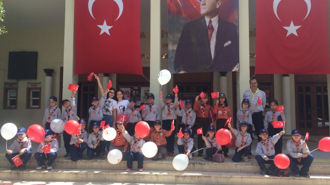 Özgecan’da 23 Nisan Kutlaması