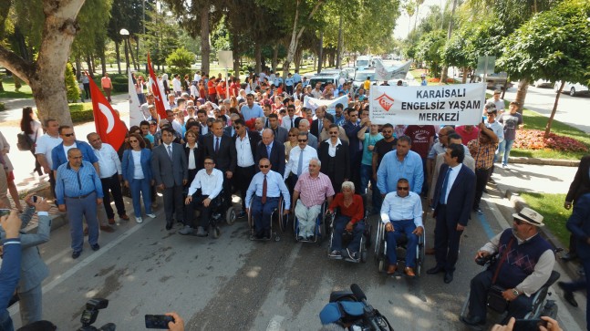 GÜVERCİN UÇURDULAR