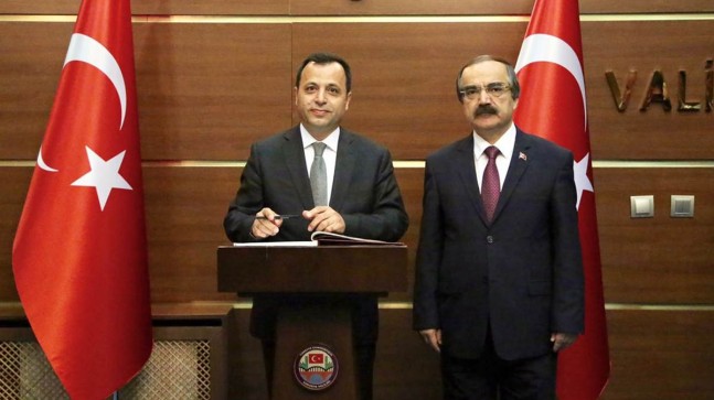 AYM  VE UYUŞMAZLIK MAHKEMESİ BAŞKANI, VALİLİK’TE