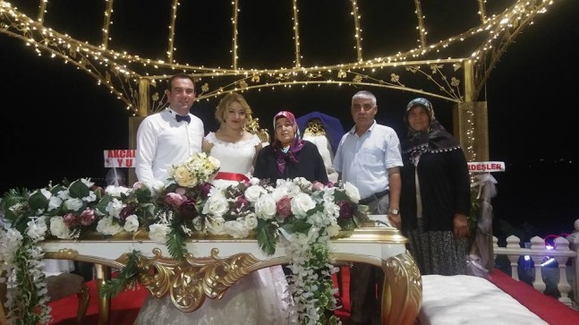 CİCİ VE AMIKLIOĞLU AİLESİNİN MUTLU GÜNÜ.