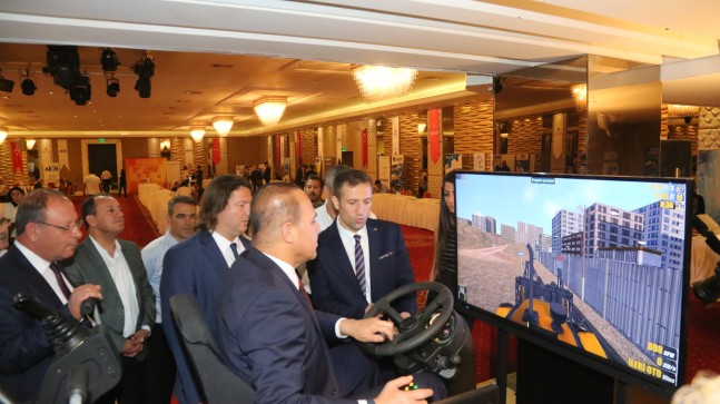 Akademisyenler ve Sanayiciler Adana’da Buluştu