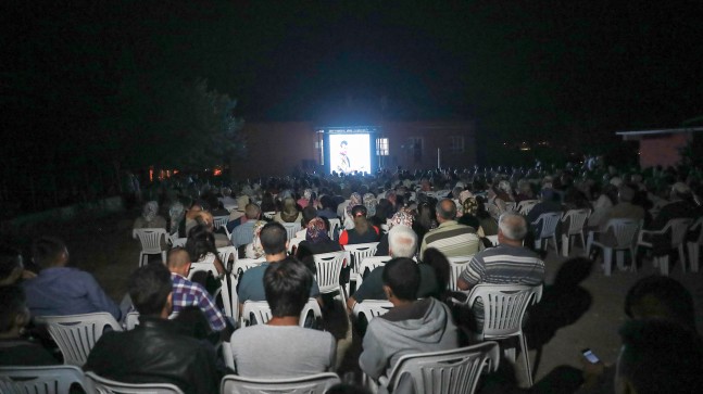 Tapan’da Yazlık Sinema Keyfi
