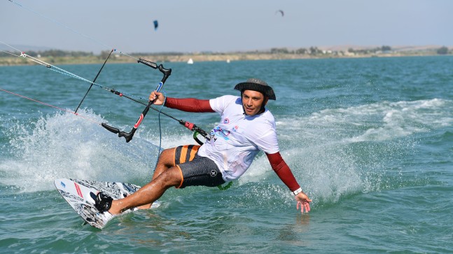 Kiteboard Ustaları Adana’da Heyecan Fırtınası Estirdi