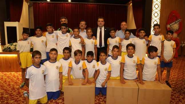 Amatör Spor Kulüplerine Malzeme Yardımı