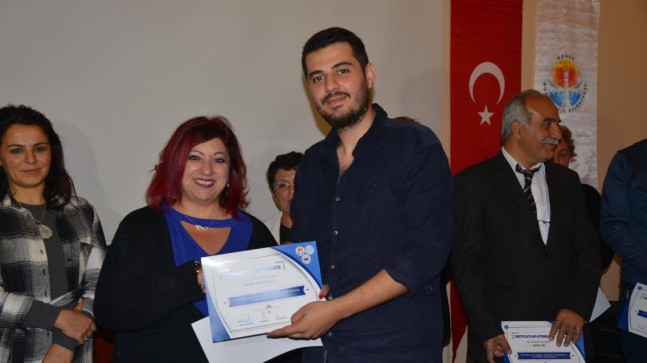 Kazan Çalıştayı Mezunlarını Verdi