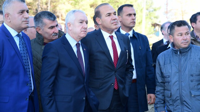 Durmaz Adana’nın Kırsalında Büyükşehir Belediyesi Hizmetlerinin Toplu Açılışında