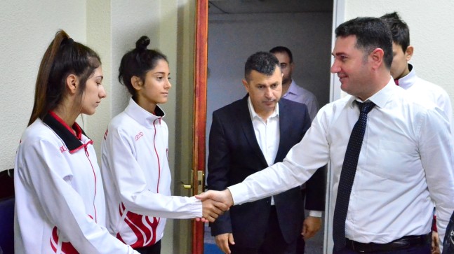 Ataşbak:“Balkan Şampiyonasından Madalya Alınmasının Gururunu Yaşıyoruz”
