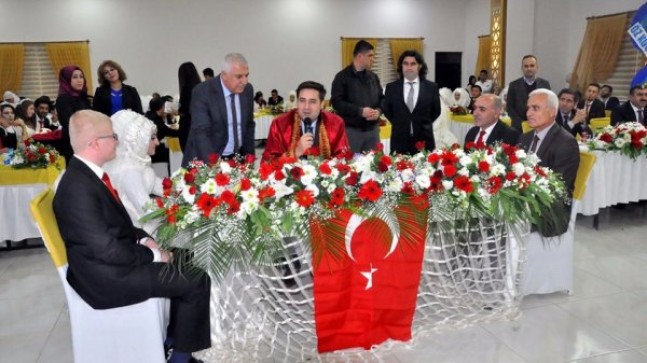 NİKAHI KIYAN MÜFTÜ EN AZ 5 ÇOCUK TAVSİYE ETTİ