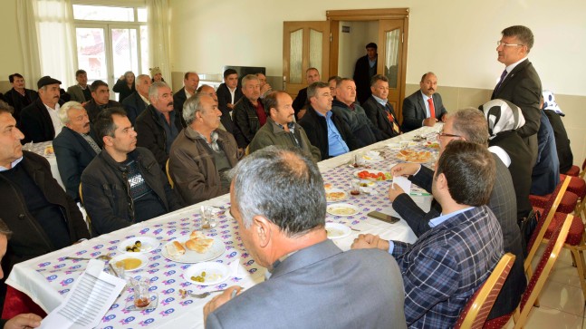 YENİ, SAİMBEYLİ’DE MUHTARLARI DİNLEDİ