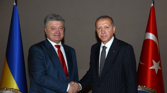Erdoğan, Ukrayna Devlet Başkanı Poroşenko ve Sırbistan Devlet Başkanı Vuçiç ile görüştü