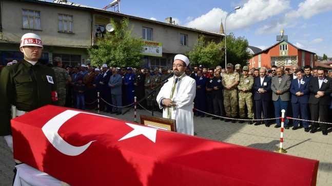 ŞEHİT  HAKAN ATAN  SON YOLCULUĞUNA UĞURLANDI