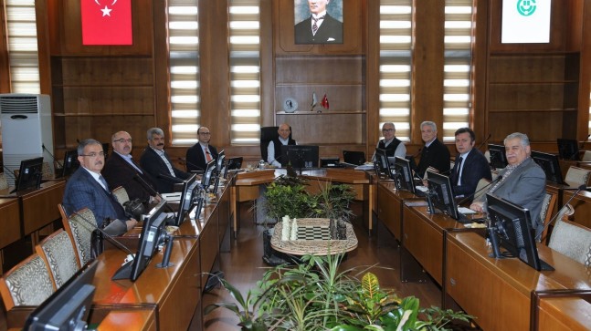 ÜNİVERSİTE HASTANELERİ YÖNETİCİLERİ ADANA’DA