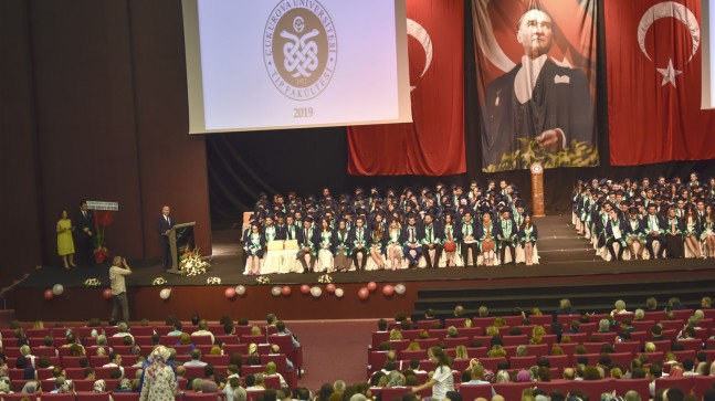 DOKTORLAR MEZUN OLDU