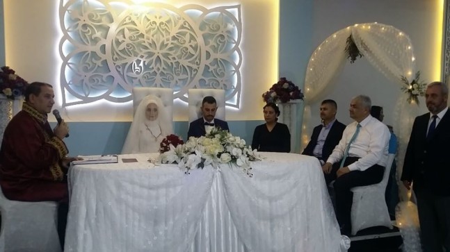 DEMİR AİLESİNİN MUTLU GÜNÜ
