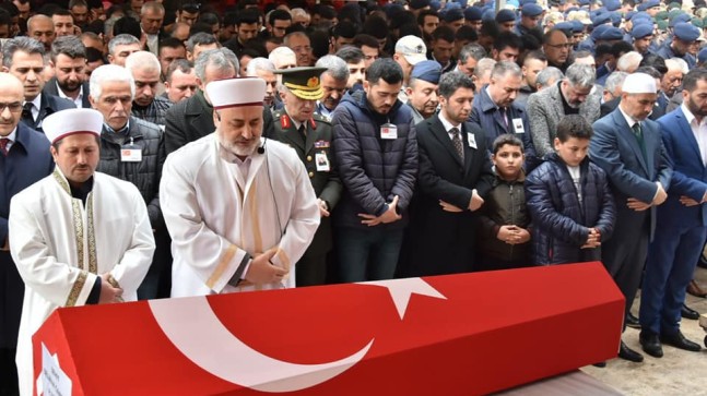 ŞEHİT PİYADE UZMAN ÇAVUŞ SELMAN CANKARA EBEDİ YOLCULUĞUNA UĞURLANDI