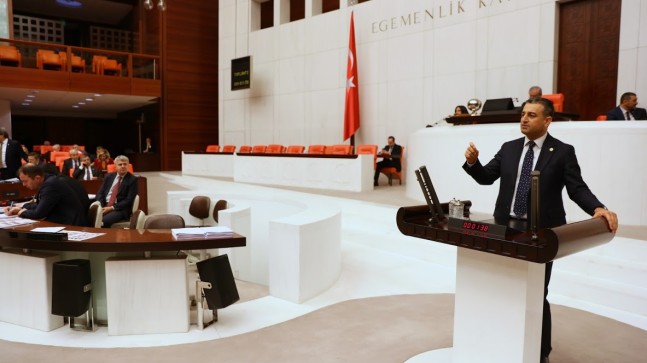 VEKİL BULUT, SAĞLIK BAKANLIĞI ECZANELERİ DÜZENLİ OLARAK DEZENFEKTE ETMELİ