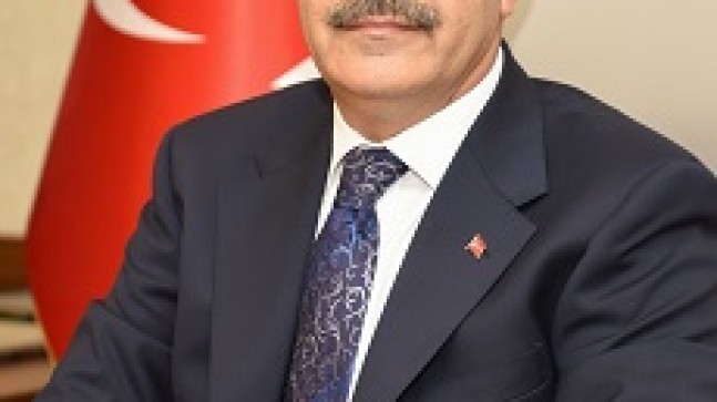 VALİ DEMİRTAŞ; “BU HASTALIK BENİM BAŞIMA GELMEZ DİYE DÜŞÜNMEYİNİZ.”