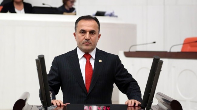 Dağlı, “Bereketi ve mağfiretiyle gönüllerimize ve evlerimize misafir olan Ramazan  ayı bize veda ediyor.