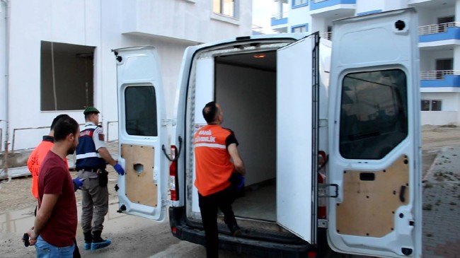 JANDARMADAN GÖÇMEN KAÇAKÇILIĞI YAPAN İNSAN TACİRLERİNE DEV OPERASYON