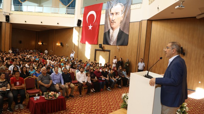 ÇELİKCAN :”GELECEĞİMİZ EĞİTİMDEDİR”
