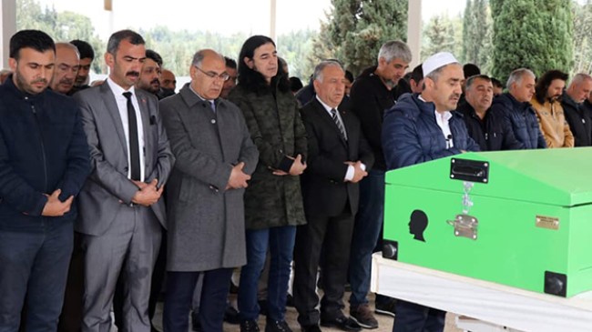 SANATÇI MURAT KEKİLLİ’NİN BABASI VEFAT ETTİ
