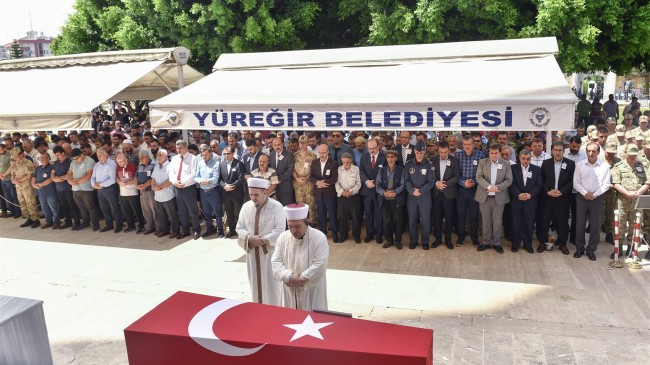 ACININ MERKEZİ  ŞEHİT SANCA’NIN BABA EVİYDİ,ŞEHİT BABA EVİNDEN UĞURLANDI