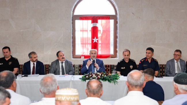 VALİ KÖŞGER, SARIHAMZALI MAHALLEMİZDE VATANDAŞLARIMIZLA BULUŞTU, ESNAF VE KUR’AN KURSU ZİYARETİNDE BULUNDU