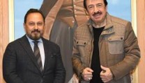AHMET SELÇUK İLKAN’IN 50. SANAT YILI YOLCULUĞU ADANA’DA BAŞLIYOR