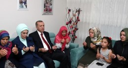 Cumhurbaşkanı Erdoğan, Şehit Ailelerini Ziyaret Etti
