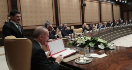 Sinema sektörü temsilcileri ve sanatçılar Cumhurbaşkanlığı Külliyesinde