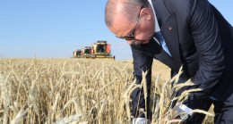 BAŞKAN ERDOĞAN BİÇER DÖVER KULLANDI