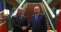 CUMHURBAŞKANI DODON, KULLİYEDE