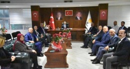 İŞ DÜNYASINDAN BAŞKAN AY’A
