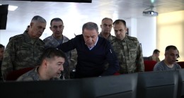 BAKAN VE KOMUTANLAR SINIR BÖLGESİNDE