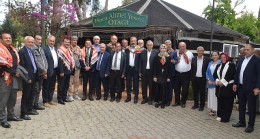 YÖRÜK ŞENLİĞİNE OKUNTULUSUNUZ