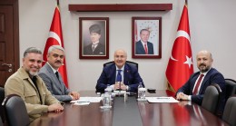 POZANTI BELEDİYESİ İLE İL SAĞLIK MÜDÜRLÜĞÜ ARASINDAKİ PROTOKOL İMZA TÖRENİ VALİ KÖŞGER’İN KATILIMIYLA GERÇEKLEŞTİRİLDİ