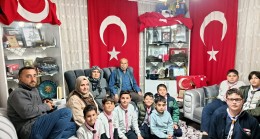 SARIÇAM’DA VEFA SOFRASI: İZCİLER ŞEHİT AİLESİNİN KONUĞU OLDU