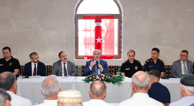 VALİ KÖŞGER, SARIHAMZALI MAHALLEMİZDE VATANDAŞLARIMIZLA BULUŞTU, ESNAF VE KUR’AN KURSU ZİYARETİNDE BULUNDU
