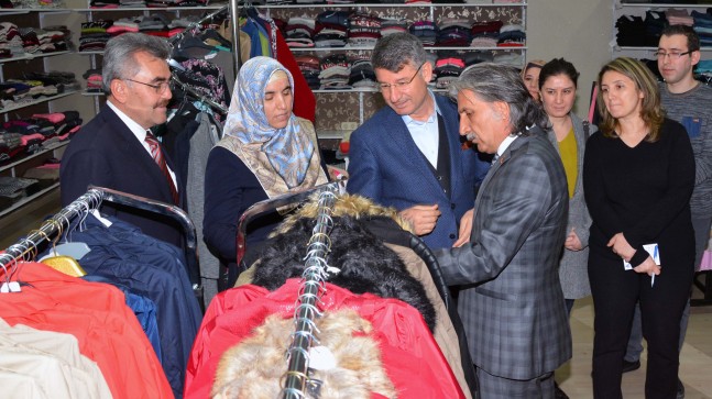 Kişisel konumuna kaydet Sosyal Market ve Gıda Bankası’na Destekler Sürüyor