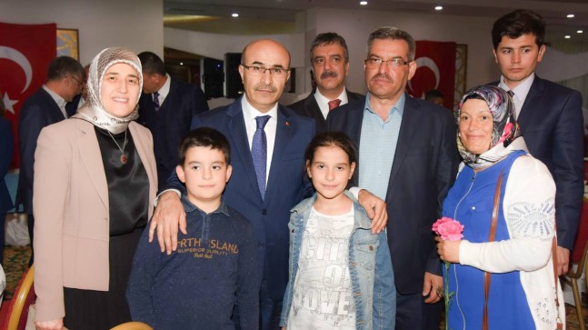 Şehit Yakınları ve Gaziler Onuruna Akşam Yemeği Verildi