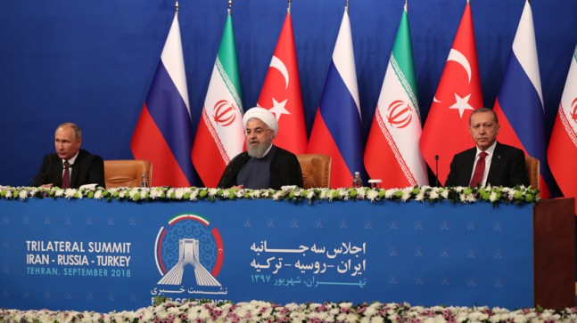 Erdoğan, Ruhani ve  Putin ile   Üçlü Zirve sonrasında ortak basın toplantısı yaptı
