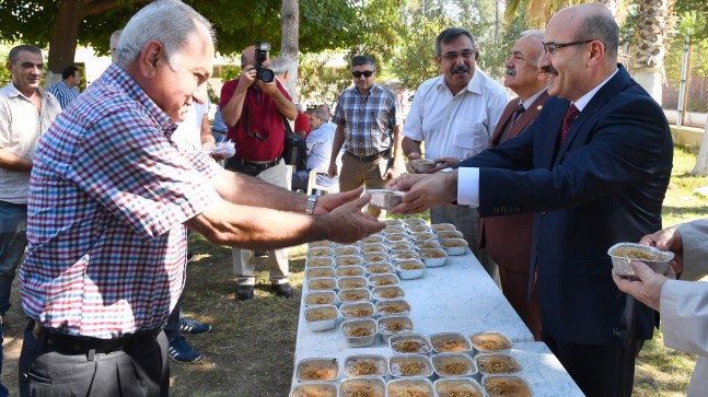 Esnafın daima yanında olmayı amaçlayan Vali