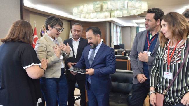 “HUMAN RIGHTS = İNSAN HAKLARI” SARIÇAM’DA